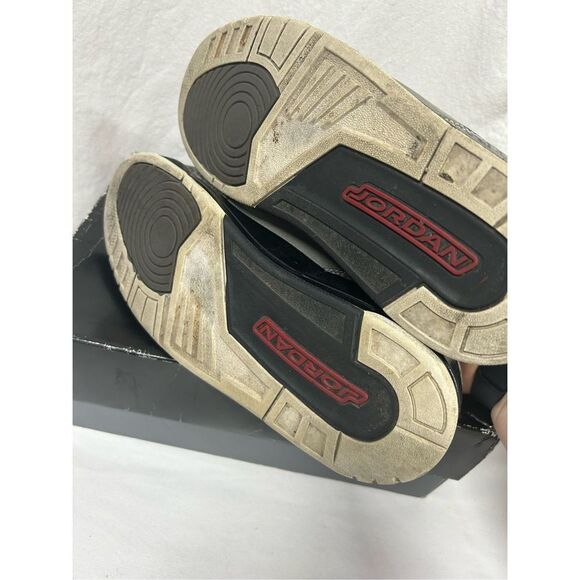 Size 11 - Jordan 3 Retro Stealth 2011 - Picture 8 of 8